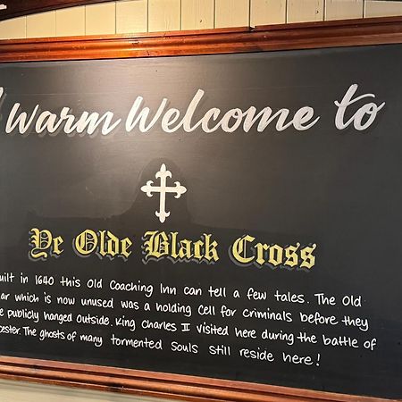 Ye Olde Black Cross 브롬즈그로브 외부 사진